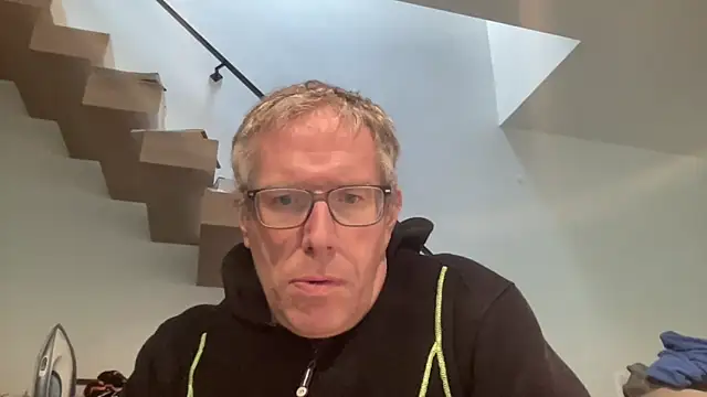 choupipat1 online show from 12-03-25, 11:53