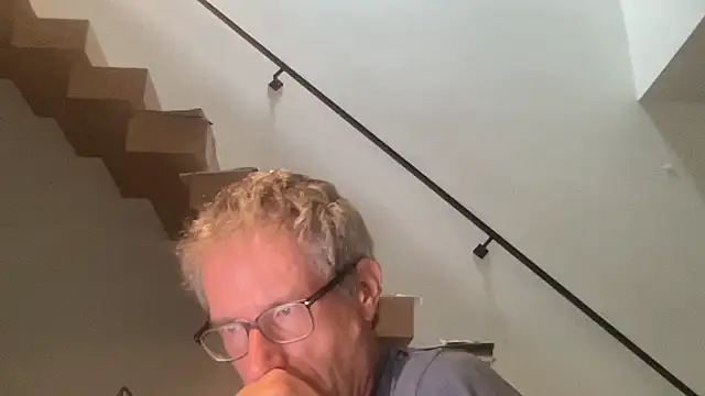 choupipat1 online show from 09-18-25, 06:38