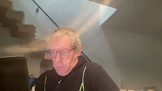 choupipat1 online show from 11-19-25, 08:14