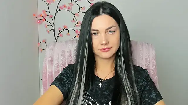 Lune Moon online show from 04-18-26, 05:21