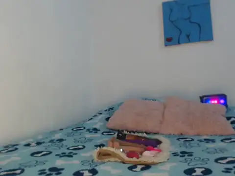 Snapshot of Victoria_new chatting on 10-02-25, 08:29 Victoria new online show from 10-02-25, 08:29