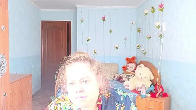 Audrey Aura online show from 09-25-25, 05:02