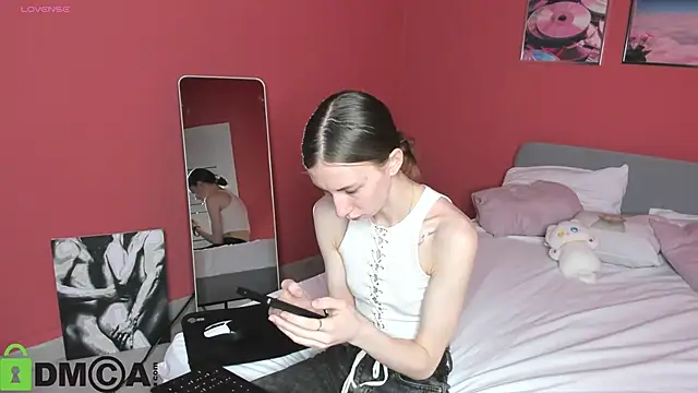 Snapshot of Lisbeth__Salander chatting on 09-16-25, 02:34 Lisbeth Salander online show from 09-16-25, 02:34