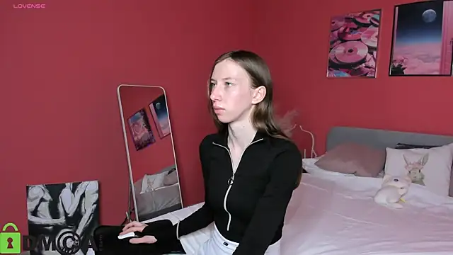 Snapshot of Lisbeth__Salander chatting on 09-11-25, 02:33 Lisbeth Salander online show from 09-11-25, 02:33