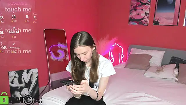 Snapshot of Lisbeth__Salander chatting on 09-14-25, 01:50 Lisbeth Salander online show from 09-14-25, 01:50