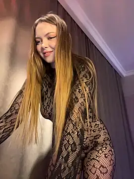 Nikole Boom online show from 09-25-25, 07:09