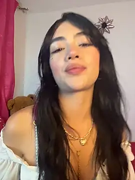 Snapshot of mandy222_ chatting on 10-25-25, 04:33 mandy222  online show from 10-25-25, 04:33