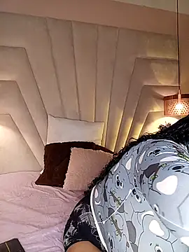 KITY HILL online show from 04-09-26, 02:57