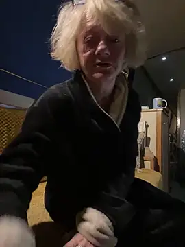 ladyboatlady online show from 11-28-25, 06:46