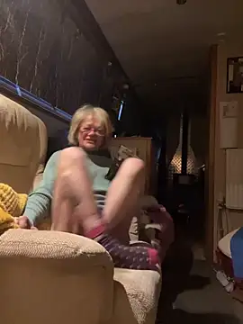 ladyboatlady online show from 03-25-26, 06:40