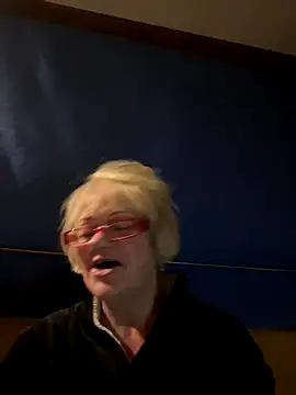 ladyboatlady online show from 11-24-25, 06:57