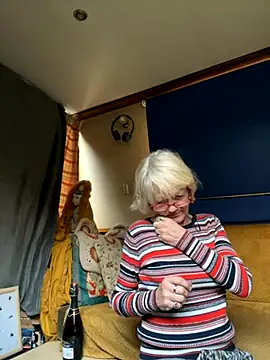 ladyboatlady online show from 11-23-25, 03:22