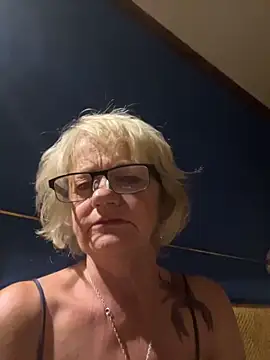 ladyboatlady online show from 09-13-25, 07:36