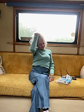 ladyboatlady online show from 09-14-25, 02:39