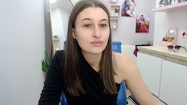 Snapshot of muriel_elvin chatting on 10-07-25, 08:37 muriel elvin online show from 10-07-25, 08:37
