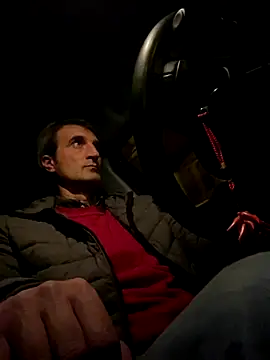 Snapshot of sasatimido chatting on 10-27-25, 05:58 sasatimido online show from 10-27-25, 05:58