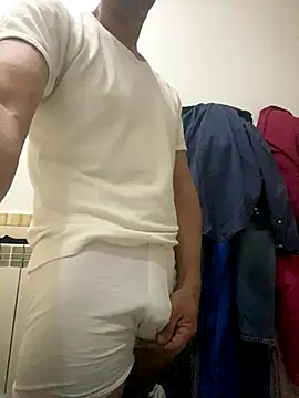 Snapshot of sasatimido chatting on 10-30-25, 05:17 sasatimido online show from 10-30-25, 05:17