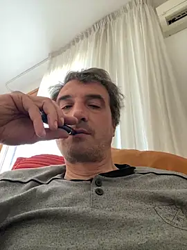 Snapshot of sasatimido chatting on 05-23-26, 06:34 sasatimido online show from 05-23-26, 06:34