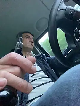 Snapshot of sasatimido chatting on 05-15-26, 04:10 sasatimido online show from 05-15-26, 04:10