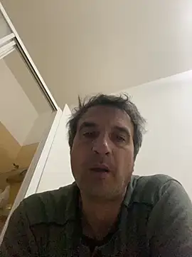 Snapshot of sasatimido chatting on 05-11-26, 03:52 sasatimido online show from 05-11-26, 03:52