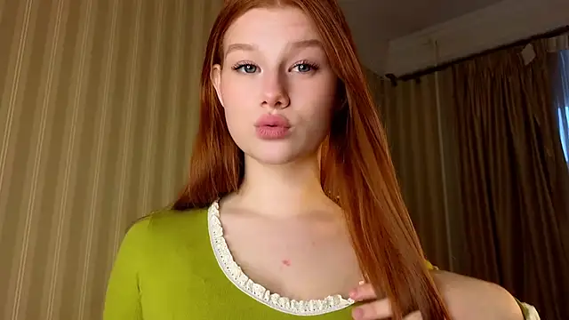 Snapshot of Juuulia_ chatting on 05-11-26, 02:40 Juuulia online show from 05-11-26, 02:40