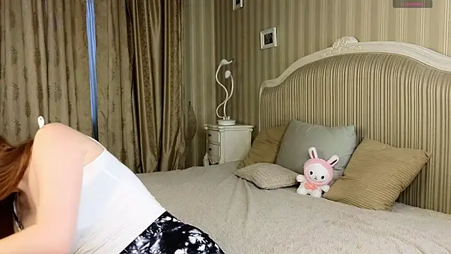 Juuulia  online show from 11-09-25, 11:47