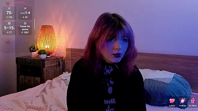 Snapshot of TaiteBeat chatting on 09-22-25, 06:03 TaiteBeat online show from 09-22-25, 06:03