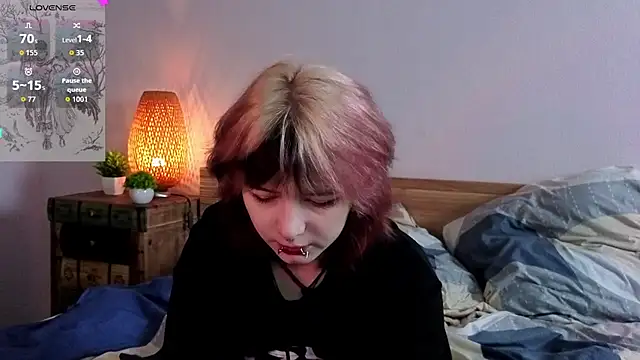 Snapshot of TaiteBeat chatting on 10-06-25, 05:46 TaiteBeat online show from 10-06-25, 05:46