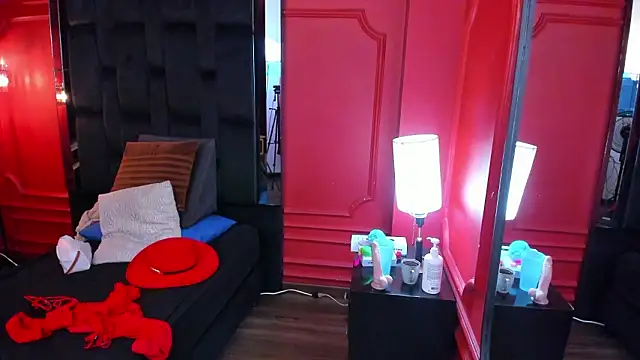 bellarivera  online show from 02-14-26, 05:35