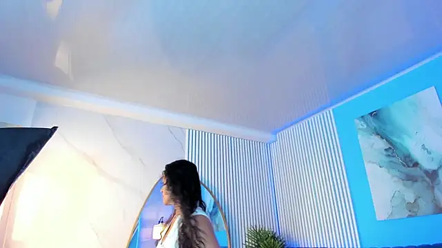 bellarivera  online show from 11-13-25, 07:07