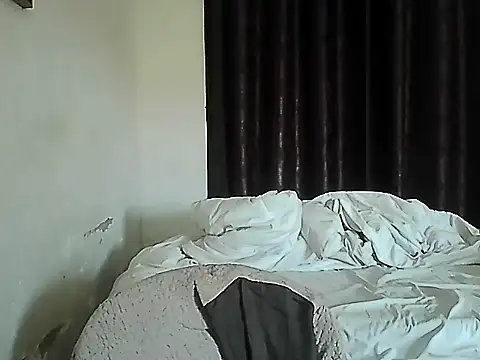 Dollseye online show from 04-12-26, 07:55