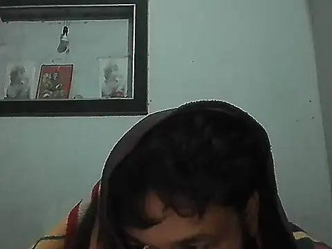 Snapshot of Dollseye chatting on 11-15-25, 12:42 Dollseye online show from 11-15-25, 12:42