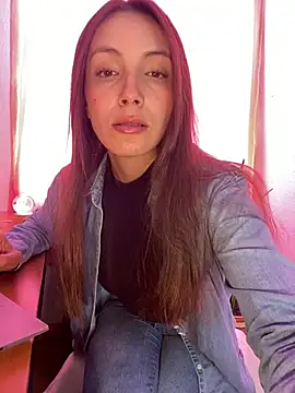 Snapshot of paula_miler1 chatting on 05-20-26, 02:36 paula miler1 online show from 05-20-26, 02:36