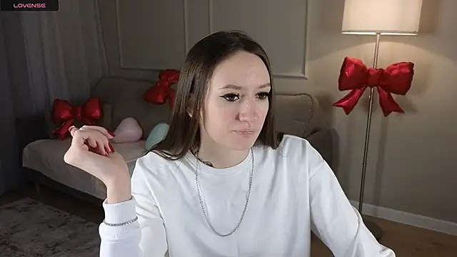 cutienaughtygirl online show from 02-12-26, 09:42