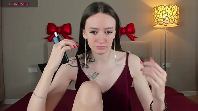 cutienaughtygirl online show from 03-06-26, 06:41