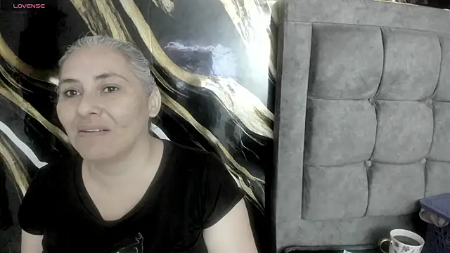Snapshot of mature_gold chatting on 10-17-25, 12:29 mature gold online show from 10-17-25, 12:29