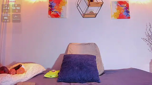 Karlaliones69 online show from 11-07-25, 11:48