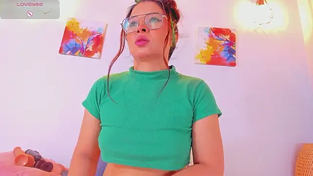 Karlaliones69 online show from 03-10-26, 11:47