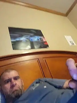 Snapshot of Bigdickcraig11 chatting on 10-19-25, 07:27 Bigdickcraig11 online show from 10-19-25, 07:27