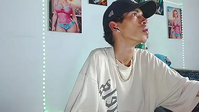 briamhoconor xh online show from 11-11-25, 09:42