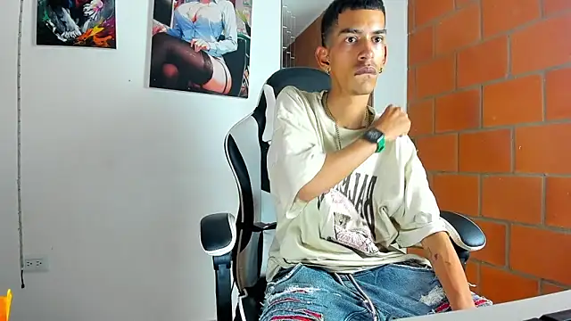 briamhoconor xh online show from 03-24-26, 05:40