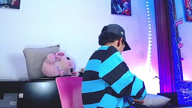 briamhoconor xh online show from 11-23-25, 12:09