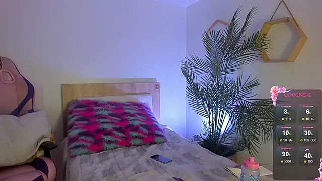 Hadid Jimenez  online show from 03-27-26, 11:05