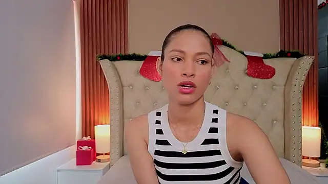 SofiaDelicia online show from 11-29-25, 05:02