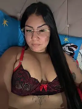 julianamascarada online show from 11-26-25, 12:38