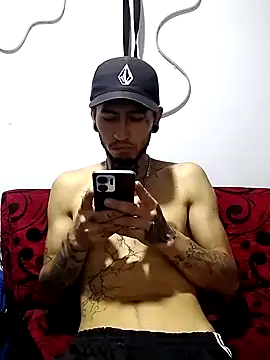 Tattoboy19cm online show from 02-13-26, 01:22