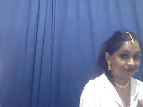 Snapshot of cute_indianxo chatting on 09-21-25, 07:52 cute indianxo online show from 09-21-25, 07:52