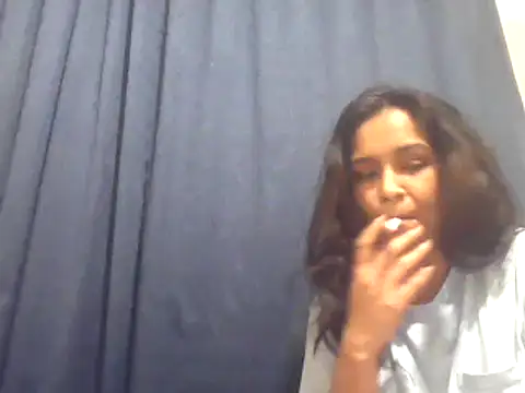 Snapshot of cute_indianxo chatting on 10-12-25, 12:34 cute indianxo online show from 10-12-25, 12:34