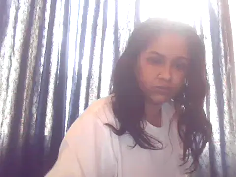 Snapshot of cute_indianxo chatting on 09-09-25, 07:07 cute indianxo online show from 09-09-25, 07:07