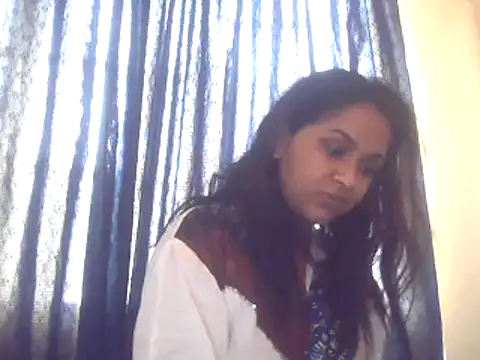 Snapshot of cute_indianxo chatting on 09-14-25, 10:04 cute indianxo online show from 09-14-25, 10:04